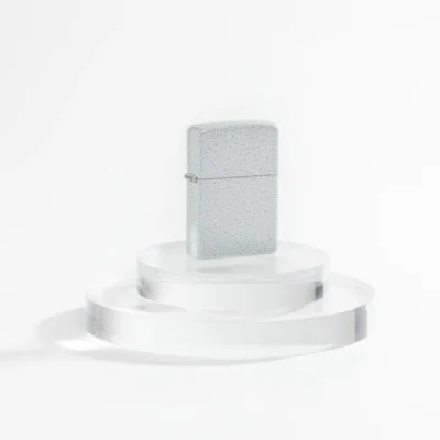 Originálny zapaľovač Zippo Classic Glacier – Ľadový dizajn a textúra